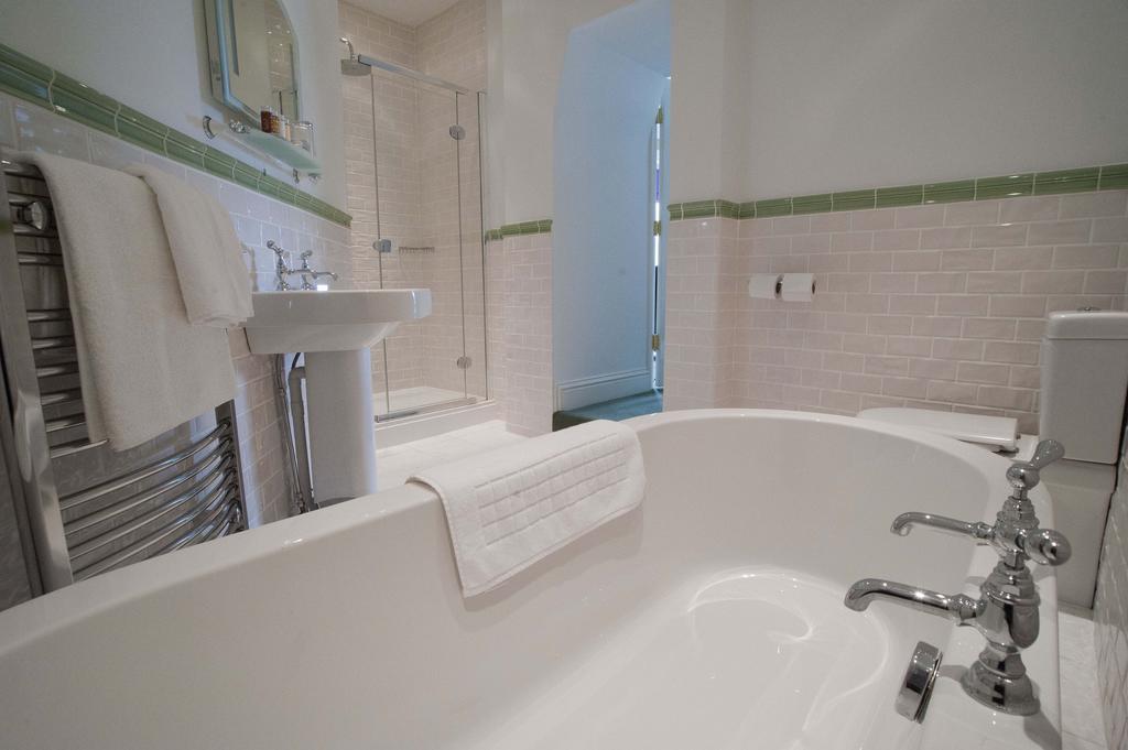 Hotel The Cleveland Tontine Northallerton Habitación foto